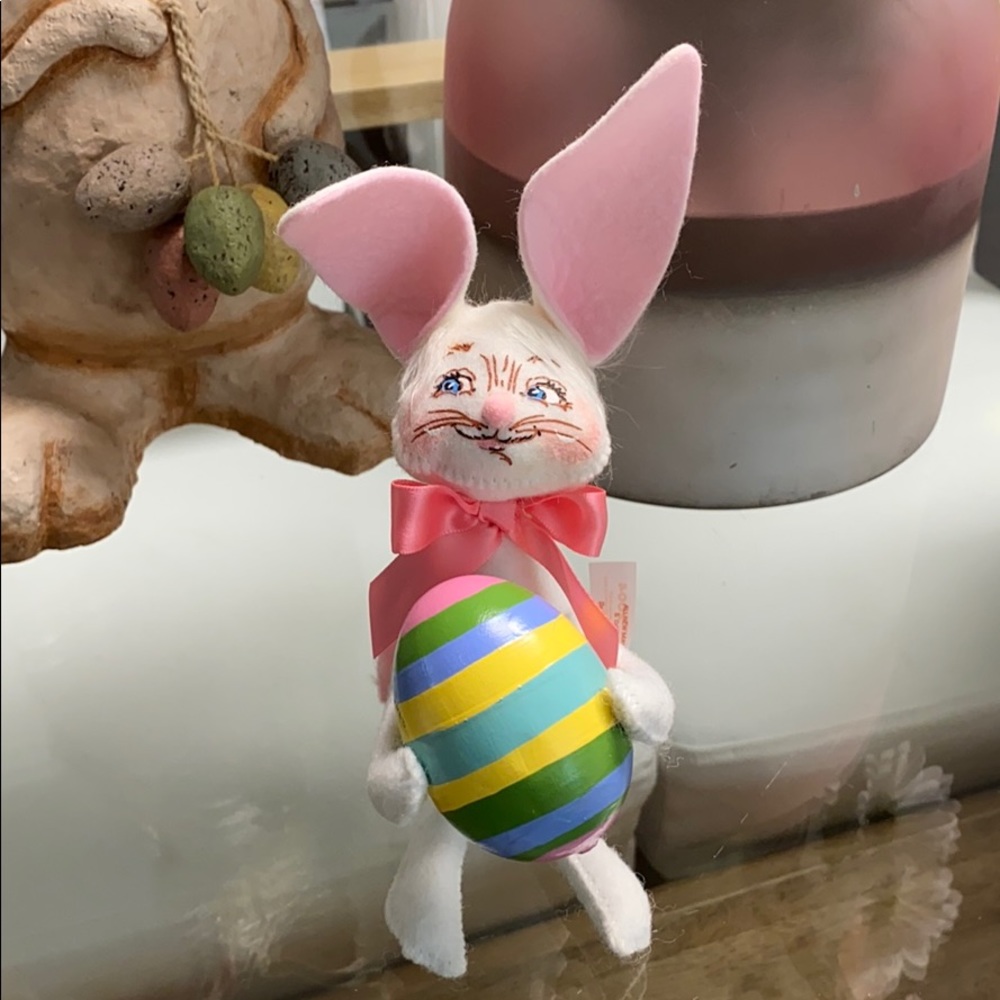 Annalee Easter bunny